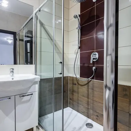 Green Wood Platinum Towers Aparthotel