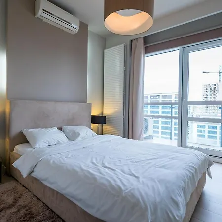 Aparthotel Green Wood Platinum Towers